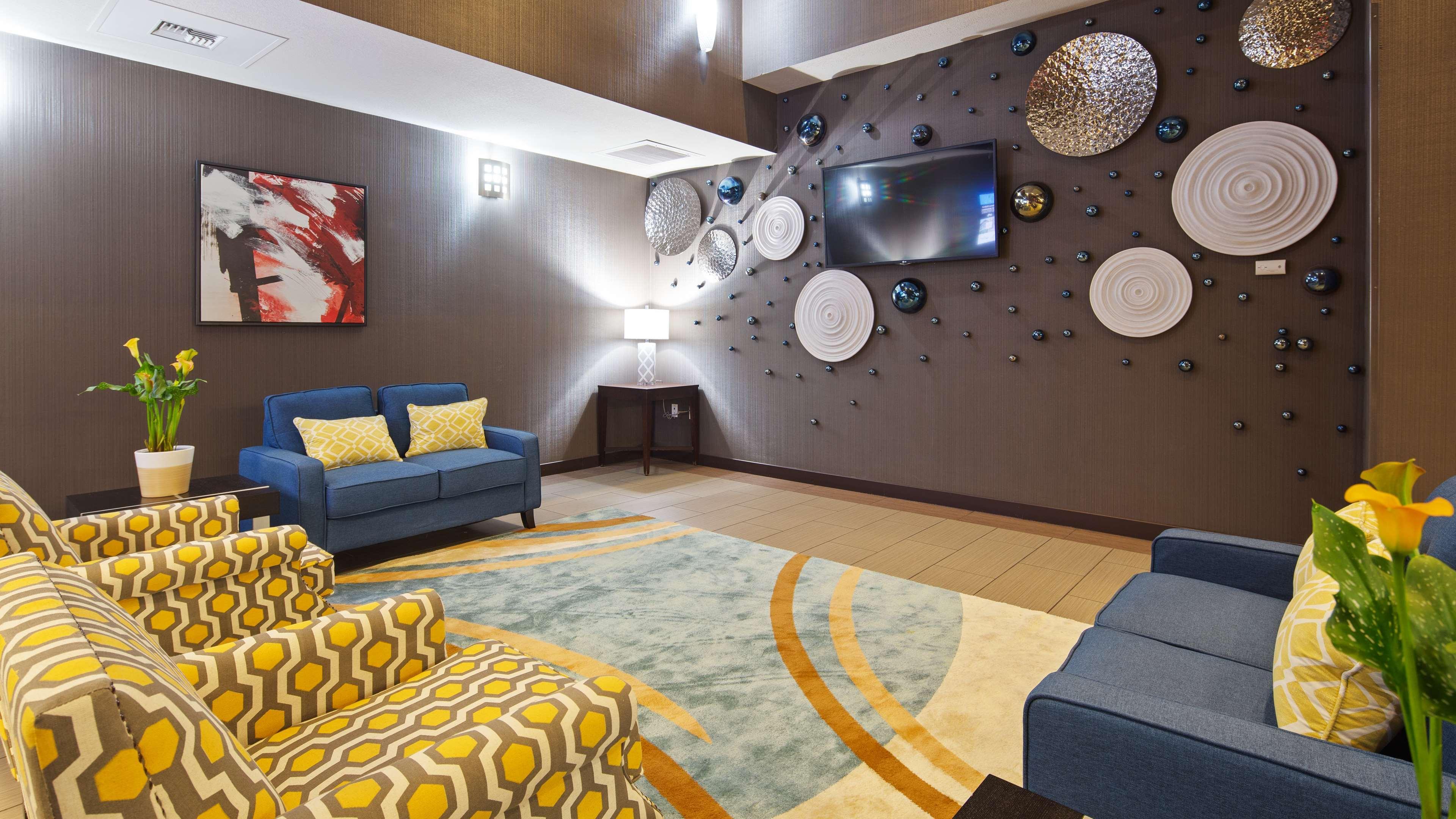 Best Western Plus Austin Airport Inn & Suites Экстерьер фото